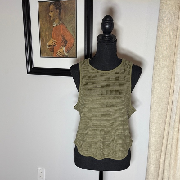 NWT Madewell Crochet Knit Cutaway Tank - Size XL - Picture 2 of 5